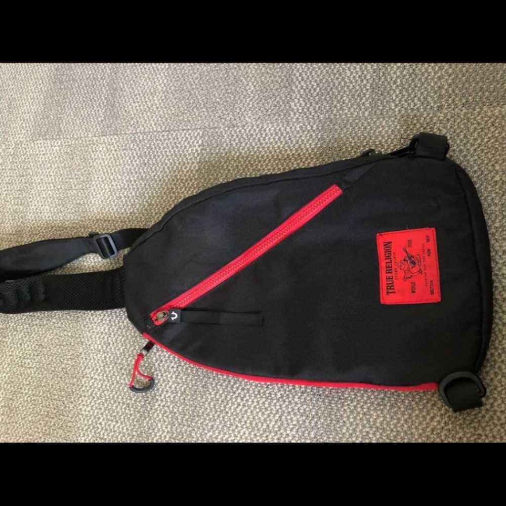 True religion cross body